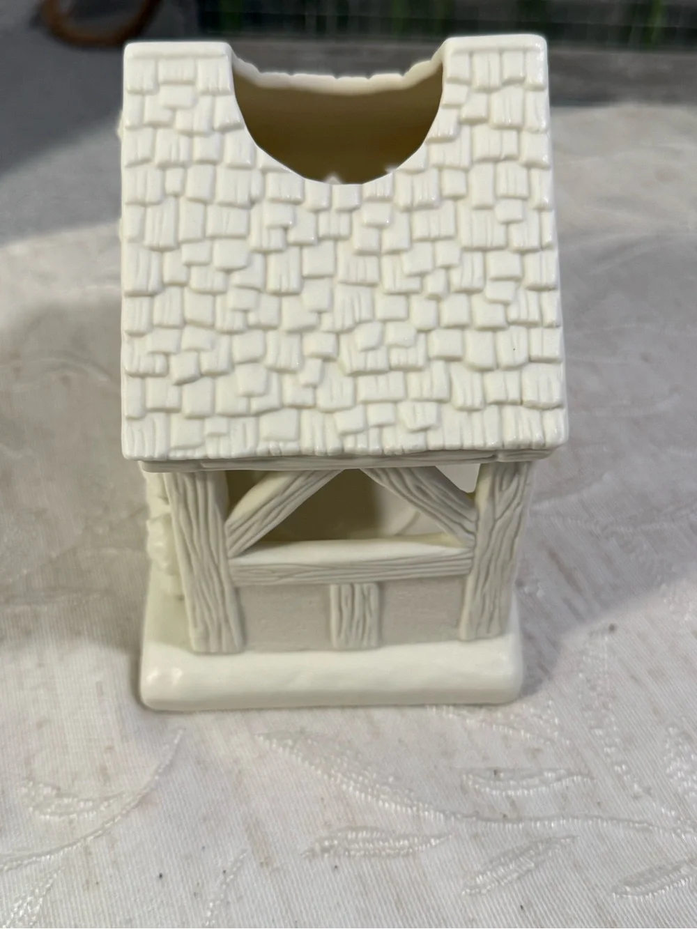 NIB Vintage PartyLite O Little Town Shepherds Tealight Holder P7313 Bisque